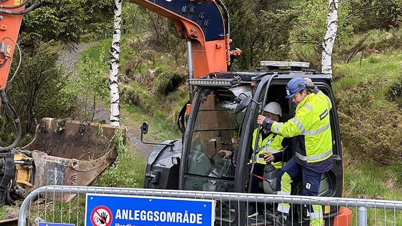 Lenke til artikkel: Første spadestikk på ny ungdomsskole