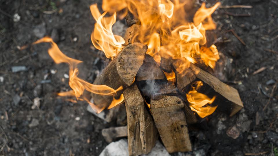Lenke til artikkel: Husk bålforbudet fra 15. april