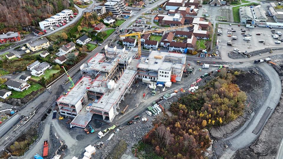 Lenke til artikkel: Beredskapsøvelse ved Helsekvartalet – synlig aktivitet mandag kveld
